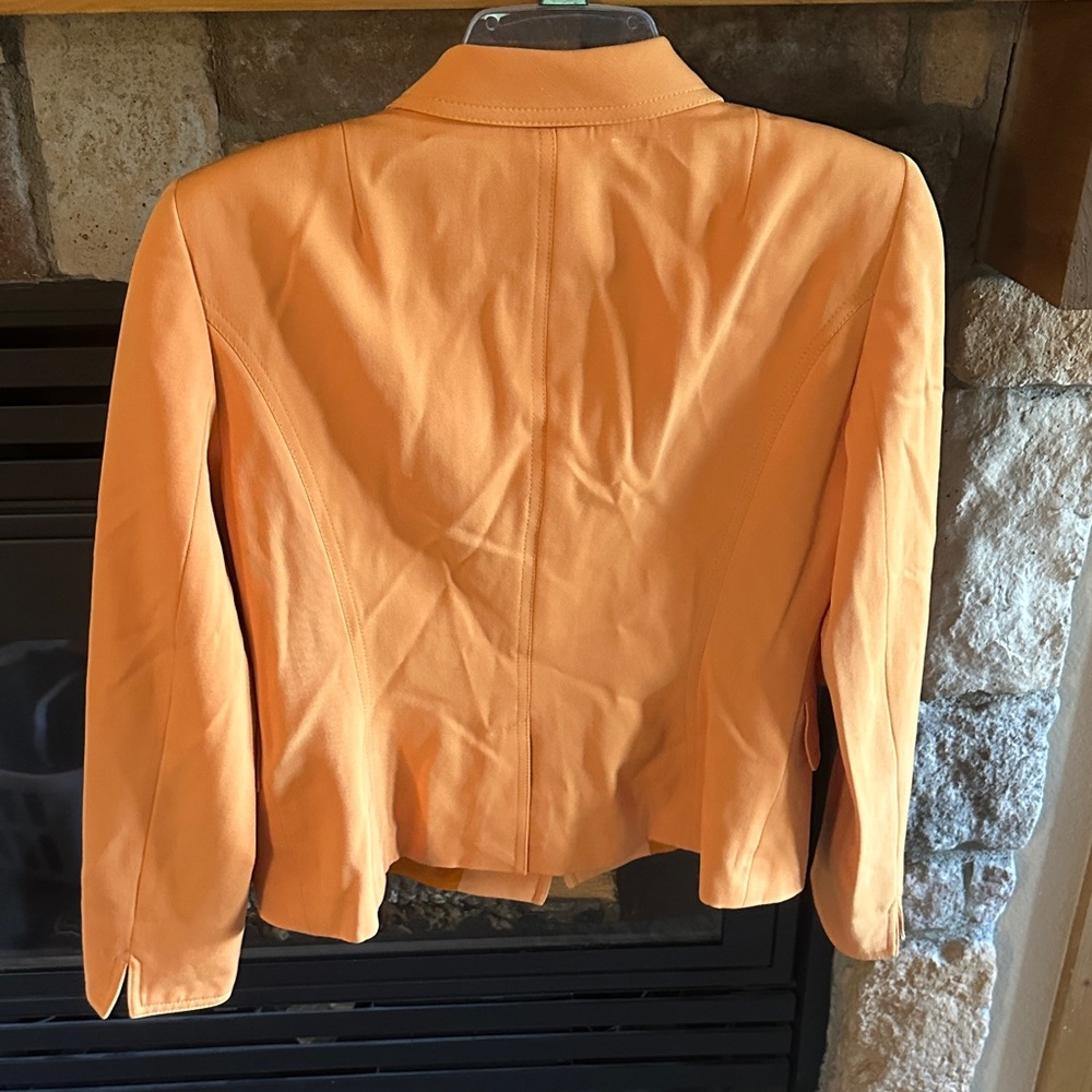 Akris Punto Women's Orange Blazer - Picture 5 of 5
